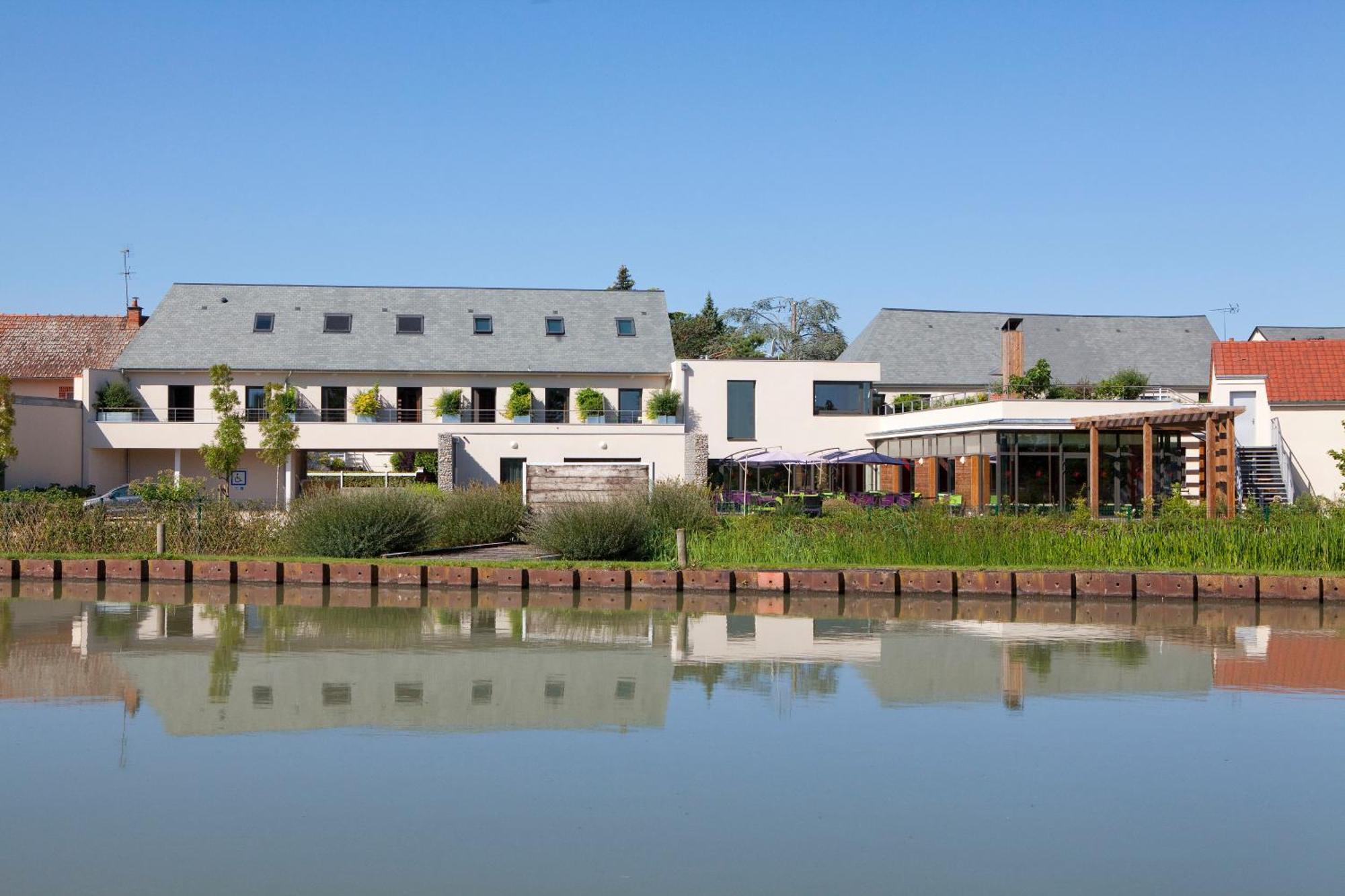 Logis Hotel Terre De Loire Belleville-sur-Loire Exterior foto